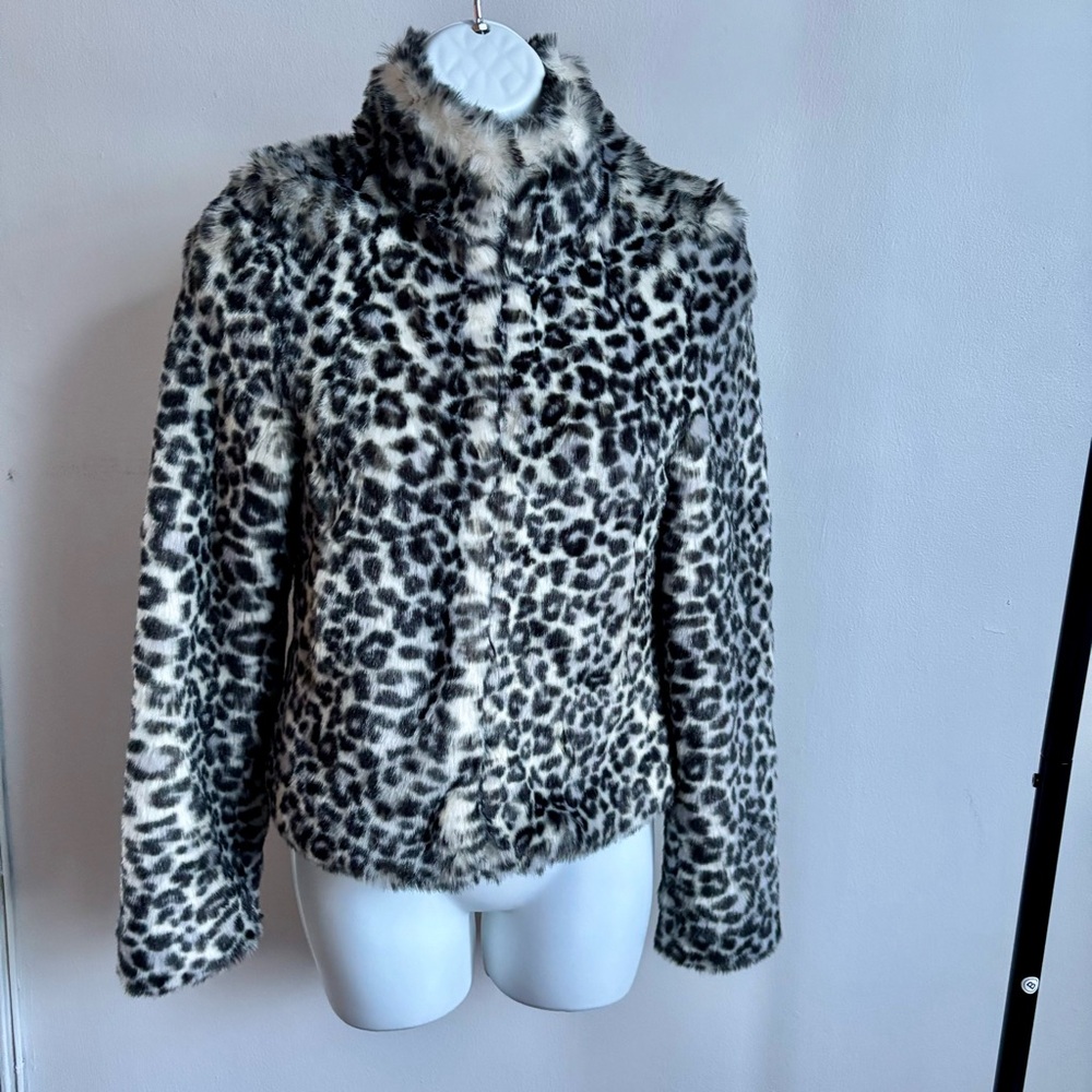 H&M Leopard Print Satin lined Faux Fur Jacket Women’s size 2